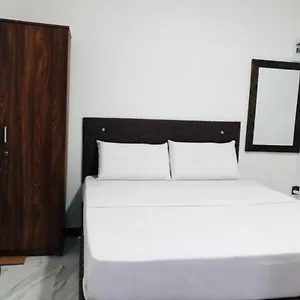 Shady Nook Kandy